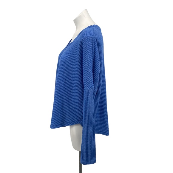 Out From Under | Urban Outfitters Blue Thermal Button Front Top Small - Picture 2 of 14